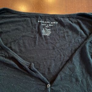 Black American eagle top extra small in size in good condition